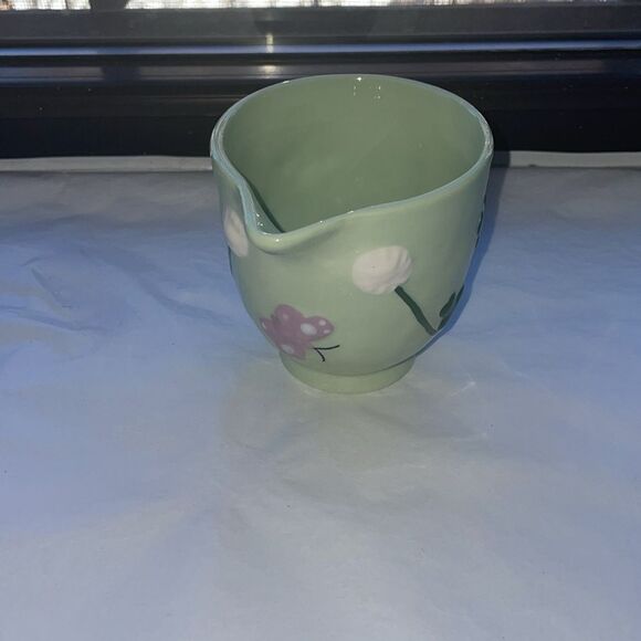 ❤️Mint Green Creamer with Butterfly and Clover Design - Picture 4 of 7